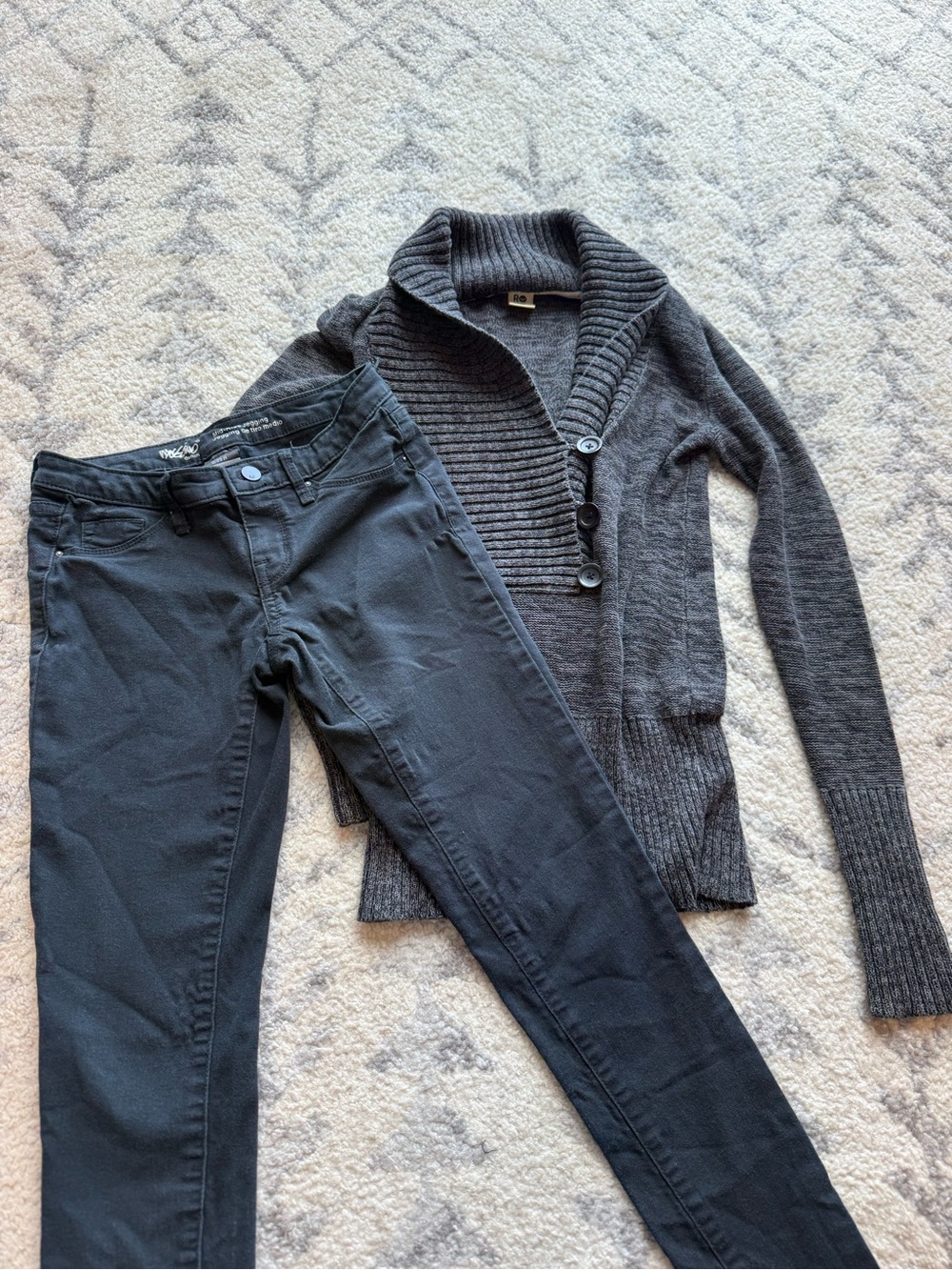 Women’s size small outfit